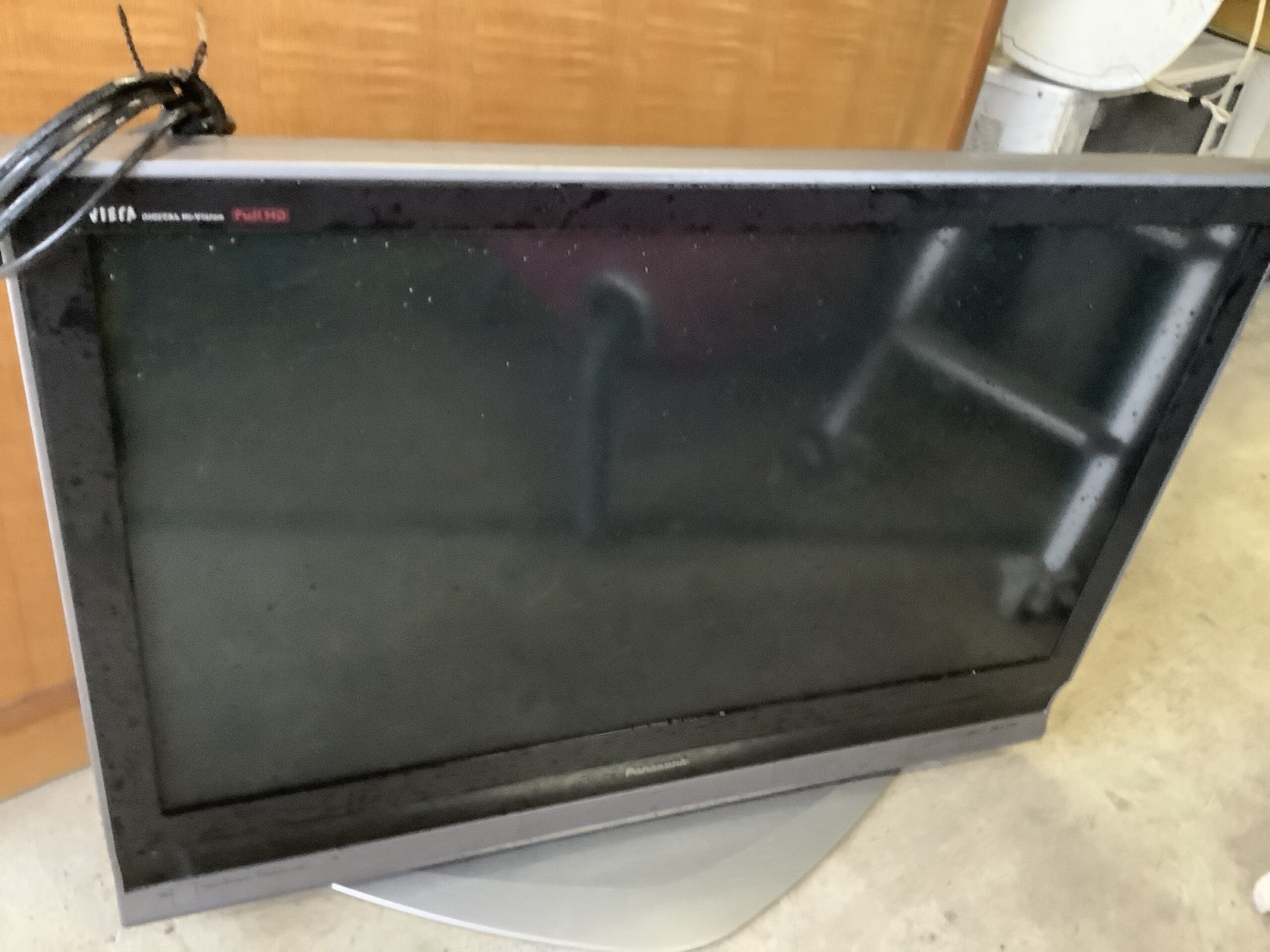 倉敷市大島で回収した液晶テレビ