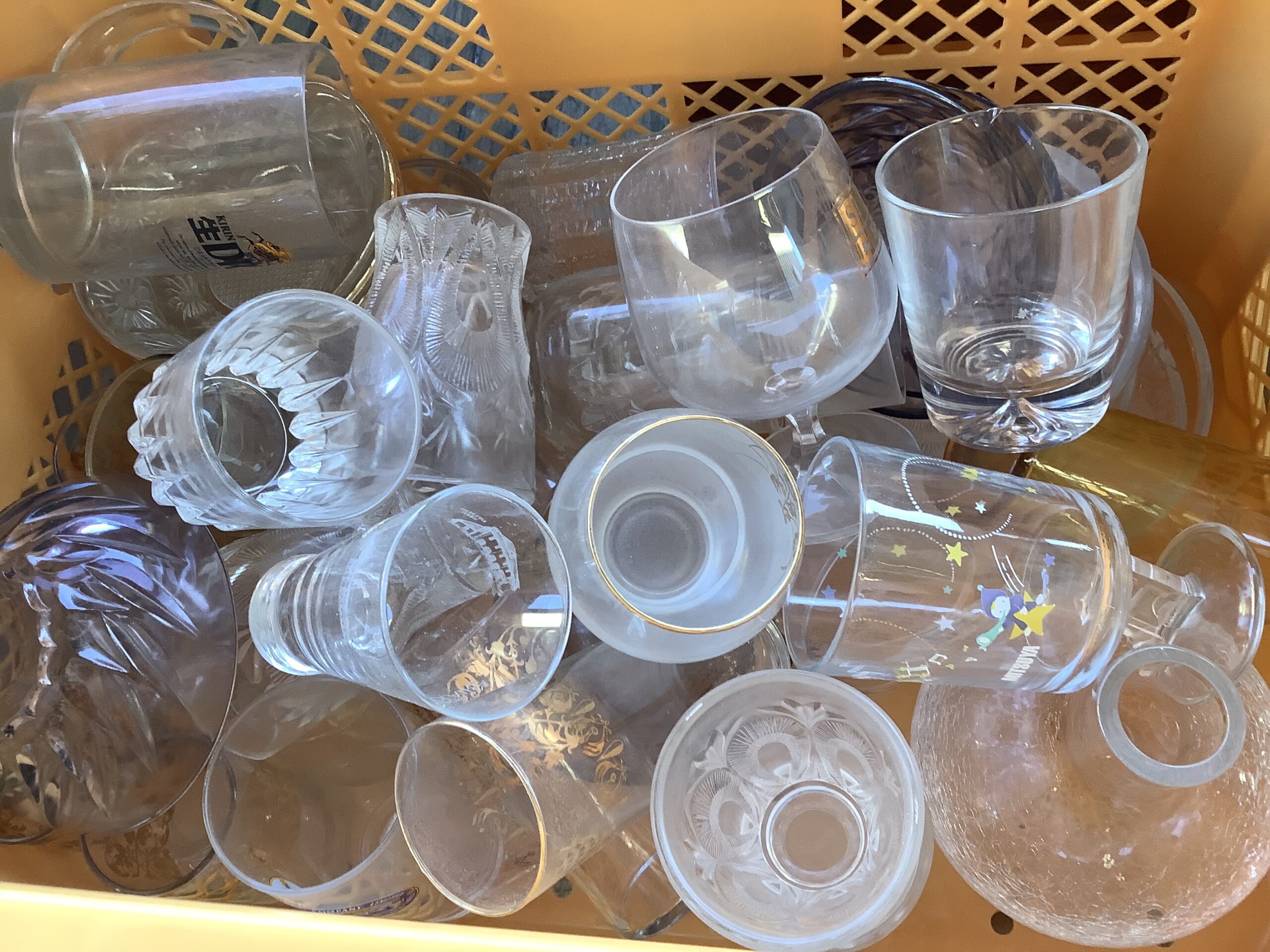 倉敷市酒津で回収したガラス食器