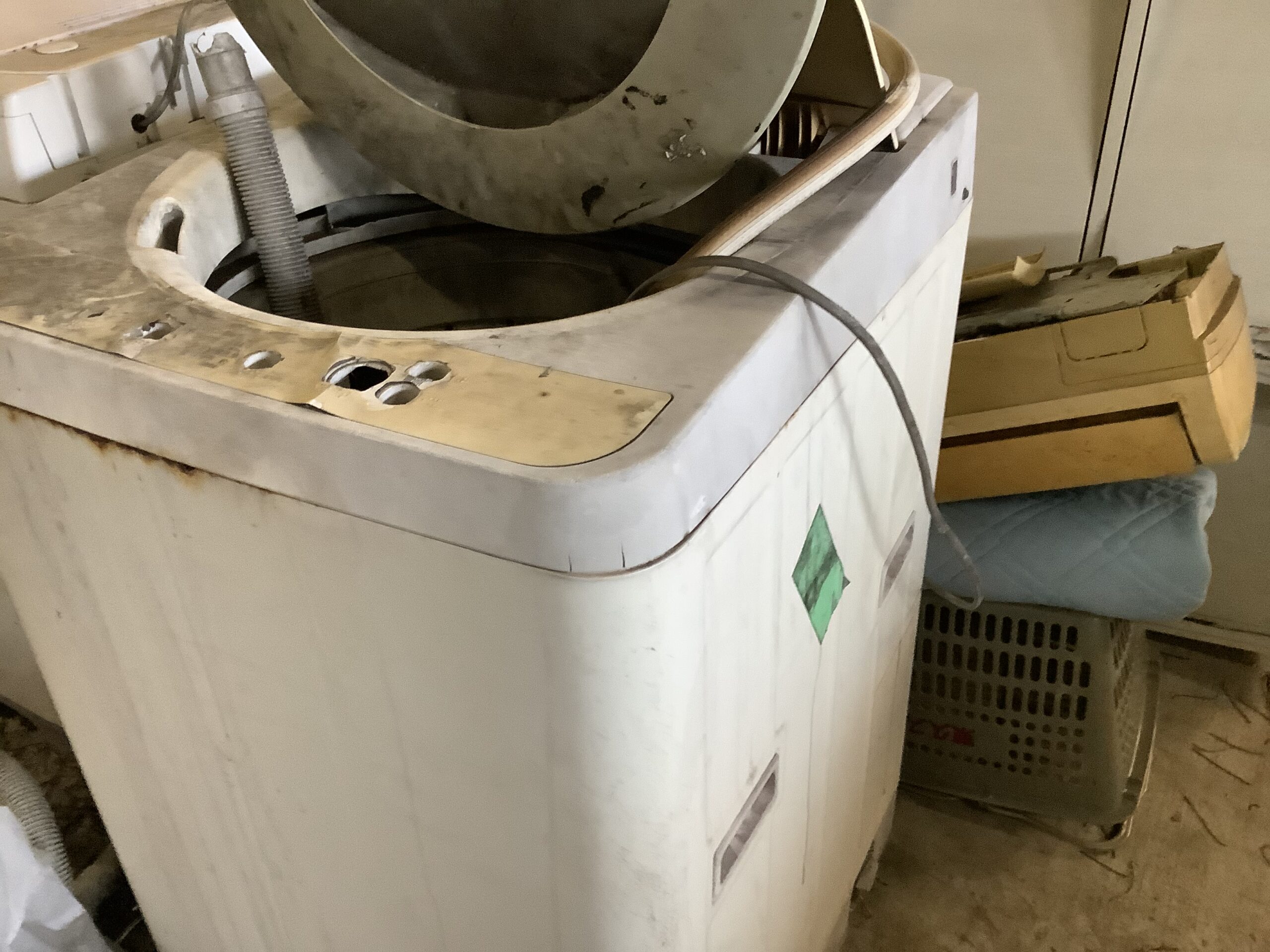 倉敷市浅原で回収した洗濯機