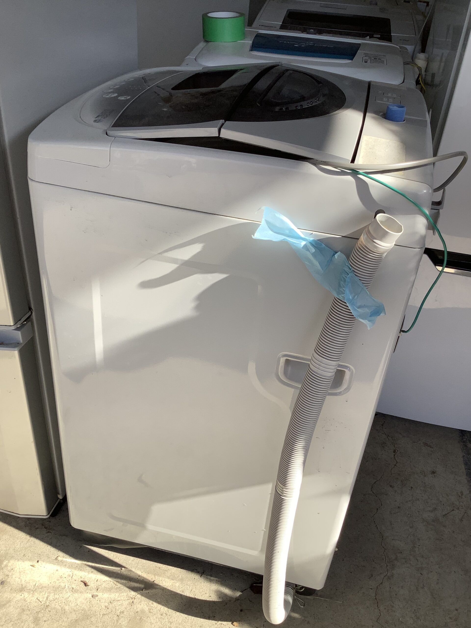 倉敷市西阿知町で、回収した洗濯機