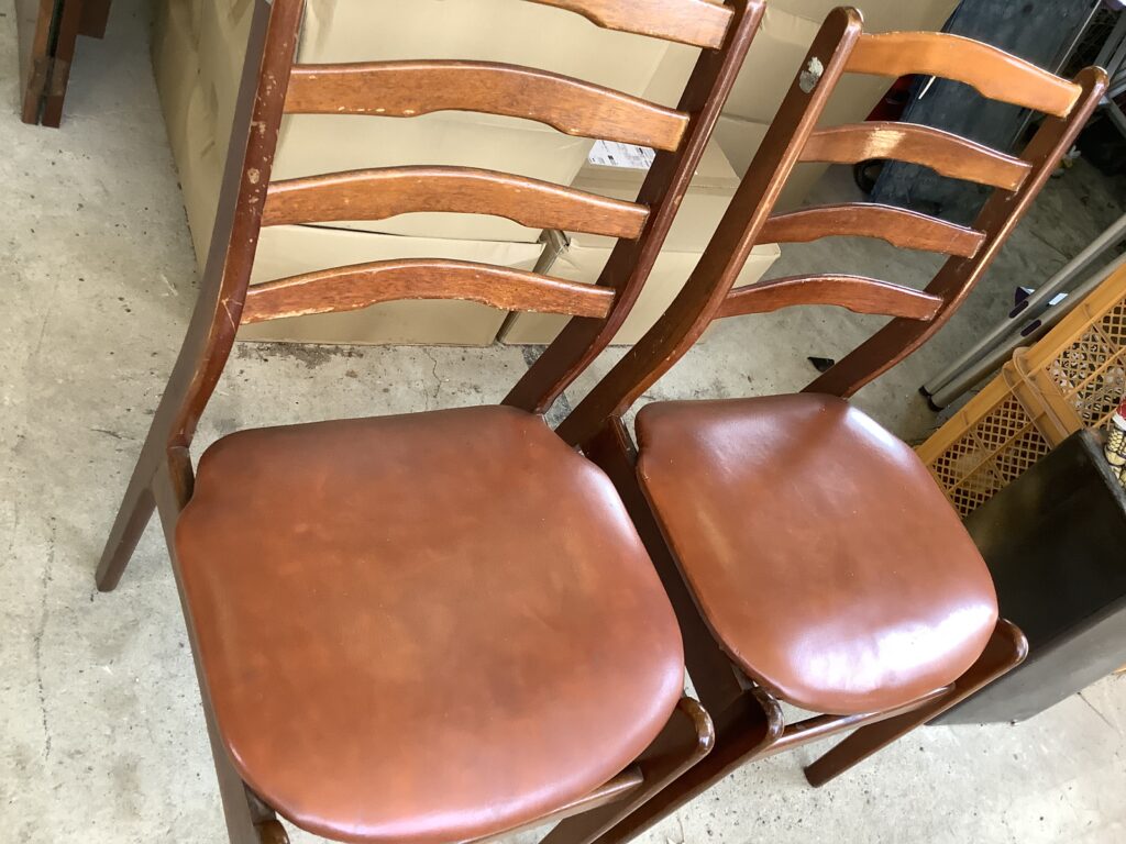 倉敷市連島で回収した椅子