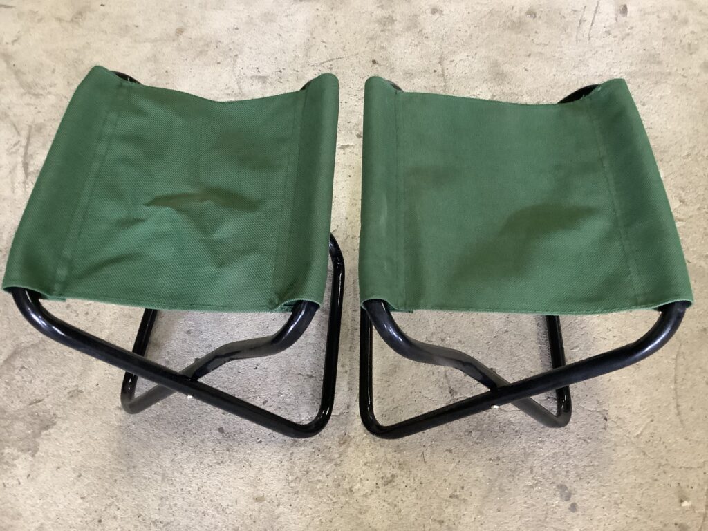 倉敷市中島で回収した椅子