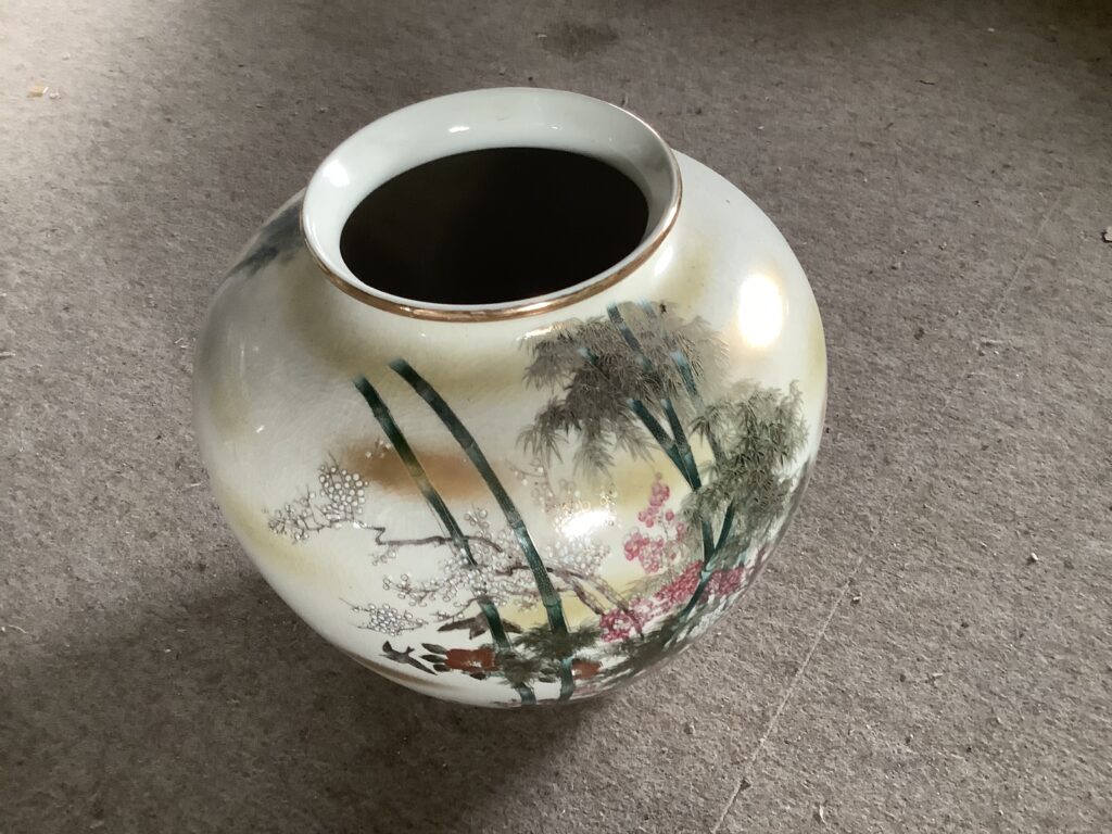 倉敷市玉島で回収した花瓶