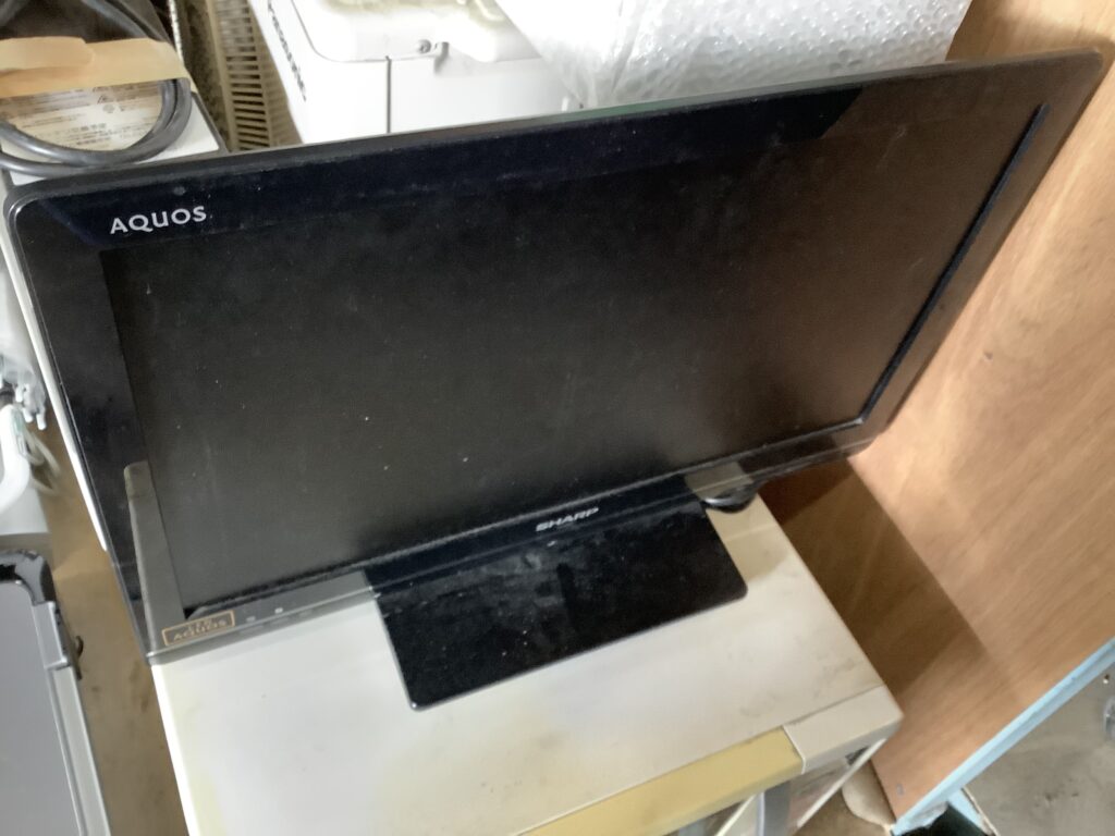 倉敷市西阿知町で回収した液晶テレビ