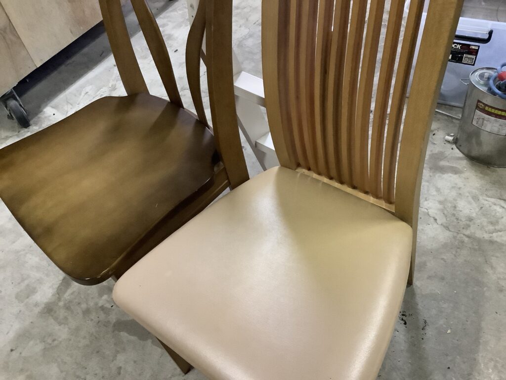 倉敷市水島で回収した椅子