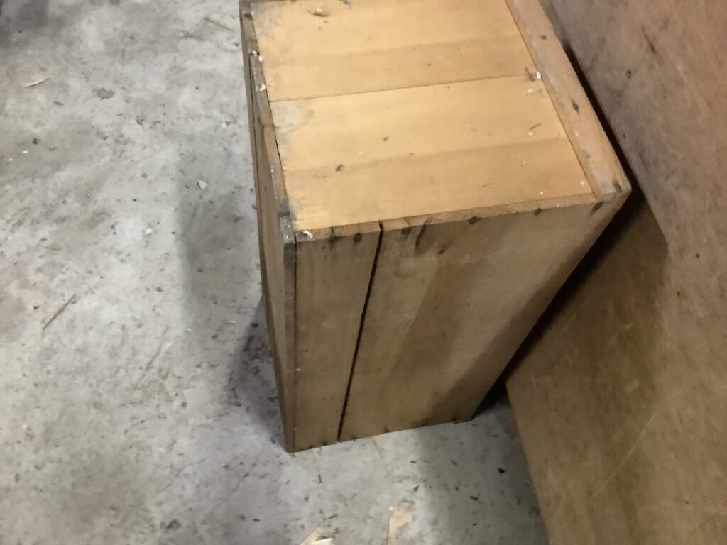 倉敷市児島で回収処分した木箱